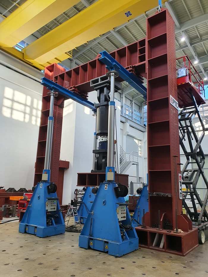 서울대학교 실험실 장비 이설 (2).jpg