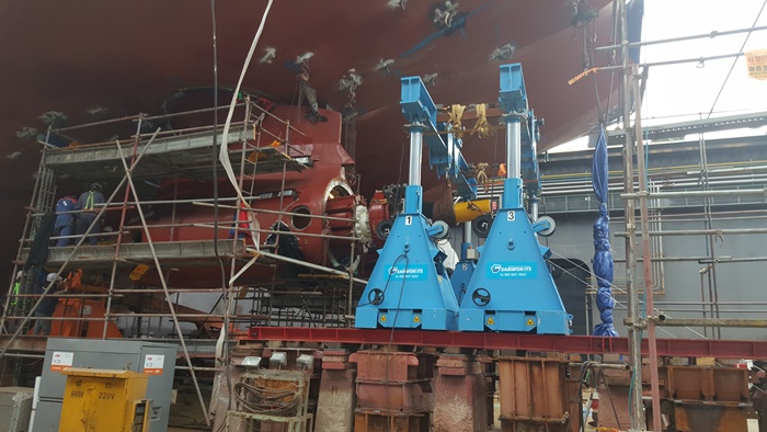 ABB 아지포드 선박추진체 교체 작업1.jpg